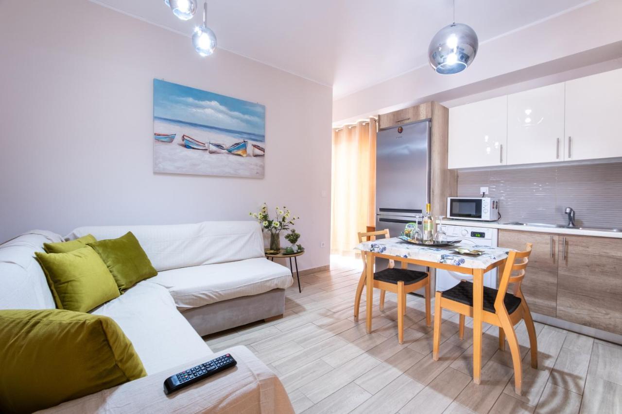Family Apartment Near Port Piraeus Exterior photo